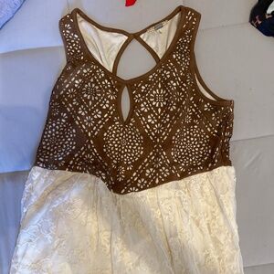 Gimmicks Women’s Top Sz L EUC!